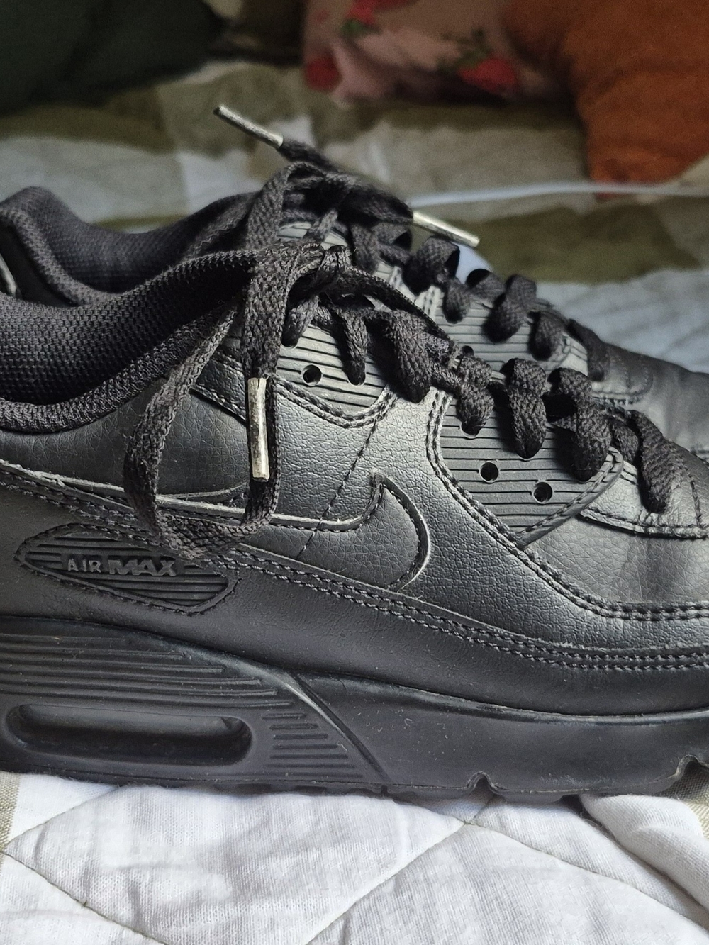 Nike Air Max Black Leather Sneakers Size 6 Or 4.5Y